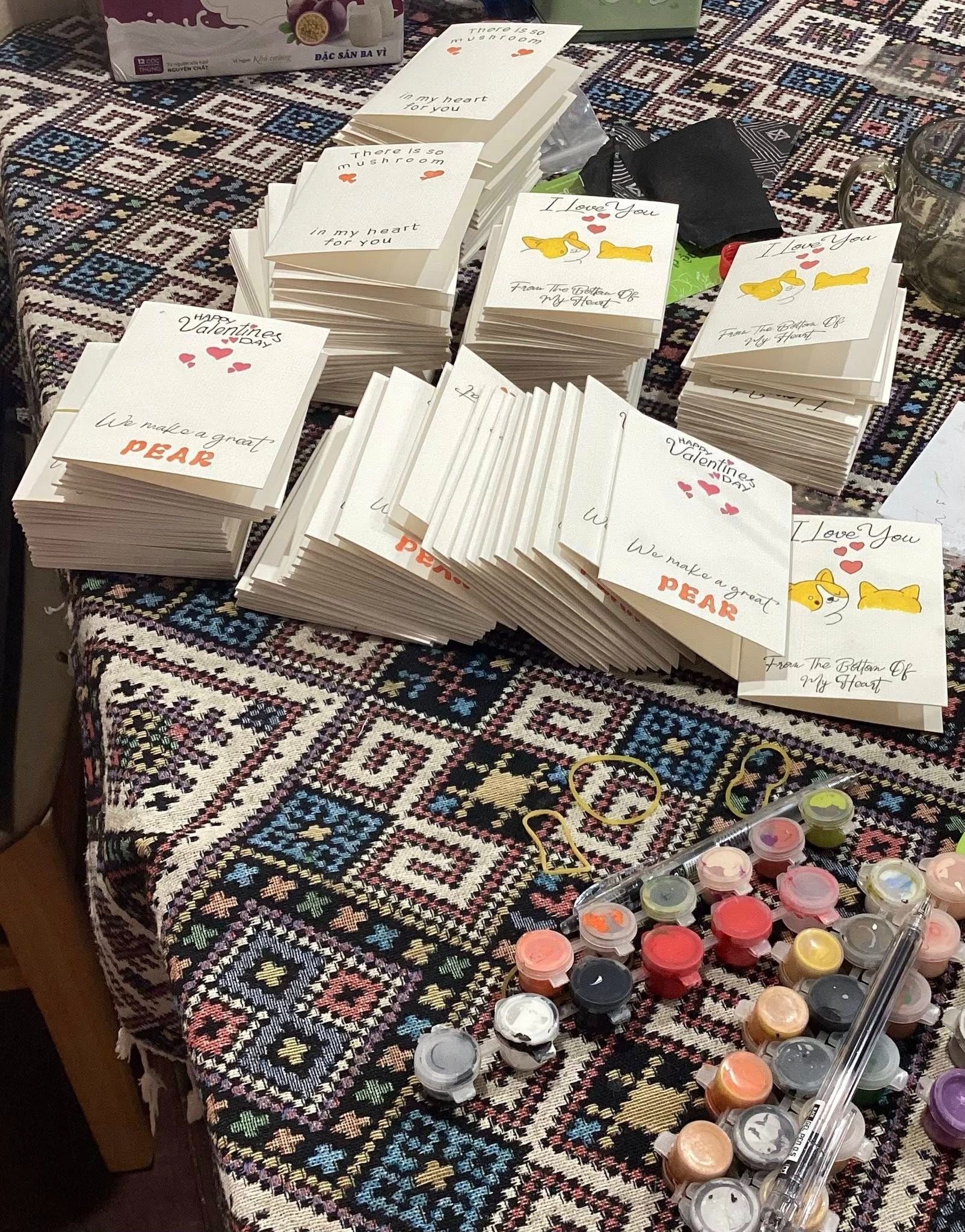 Hand-painted pebble gift cards, custom pet artwork, birthday cards, handmade art cards, Birthday Card