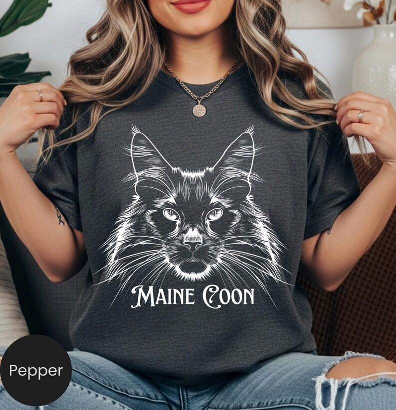 Maine Coon Shirt | Large Cat T-Shirt | Feline Graphic Tee | Pet Lover Gift | Big Fluffy Cat Comfort Colors Unisex Top